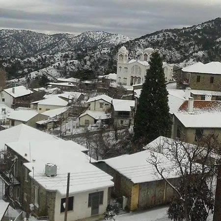 Capuralli Pedhoulas