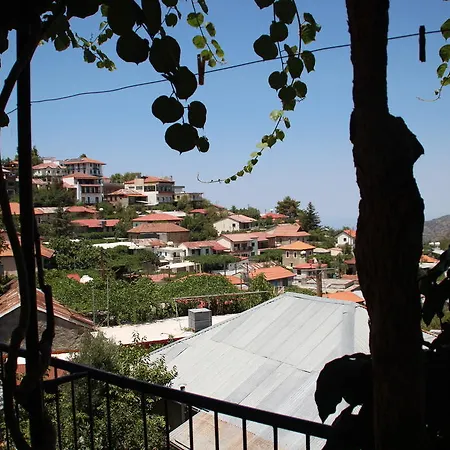 Hotel Capuralli Pedhoulas